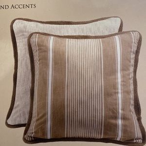 HIEND Accents Newport Euro Sham, Reversible 50% Cotton, 50% Polyester 
(NEW)
